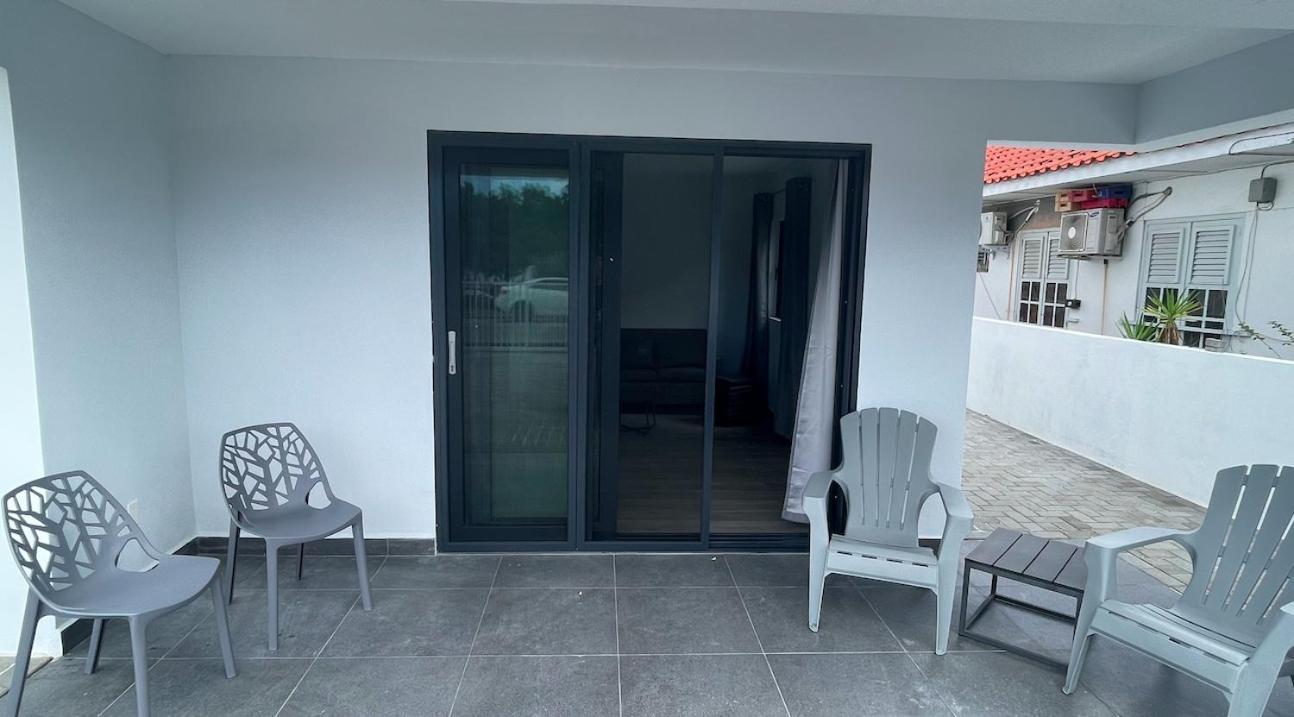 Apartmán Whitehouse Boulevard, Close To Mambo Beach And City Centre Willemstad Exteriér fotografie